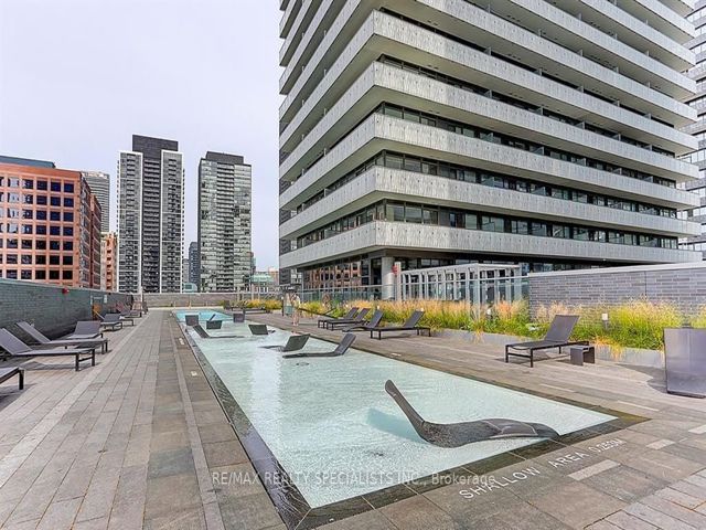 3007 - 50 Charles St E