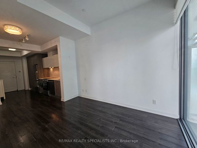 3007 - 50 Charles St E
