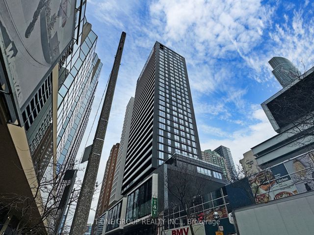 1712 - 20 Edward St