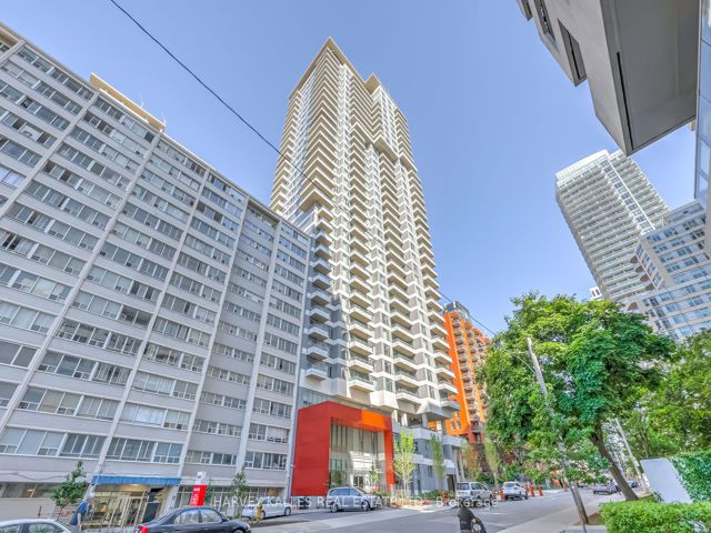 TH116 - 50 Dunfield Ave