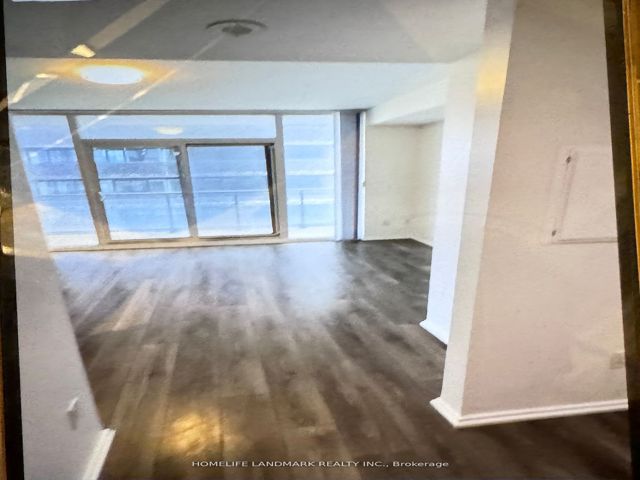 3111 - 45 Charles St E