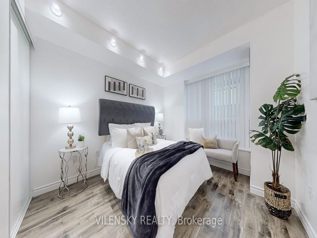 207 - 29 Pemberton Ave