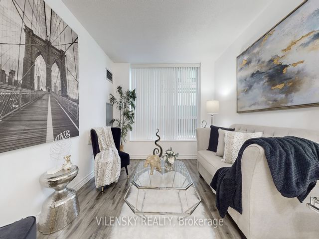 207 - 29 Pemberton Ave