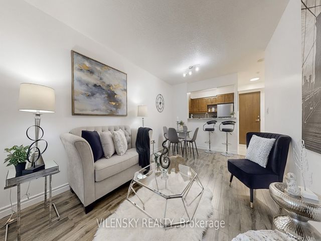 207 - 29 Pemberton Ave
