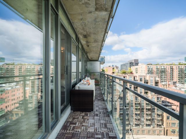 1210 - 205 Frederick St