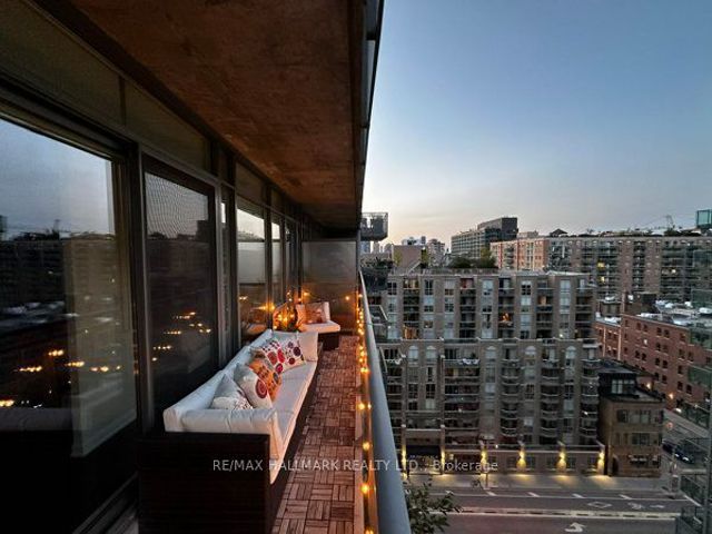1210 - 205 Frederick St