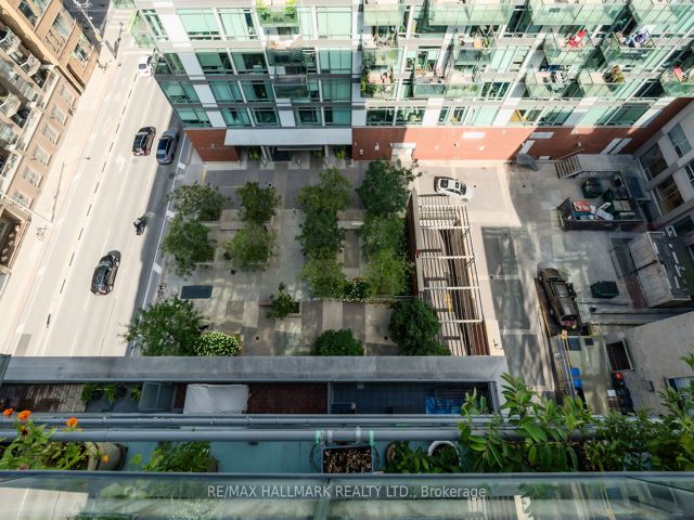 1210 - 205 Frederick St