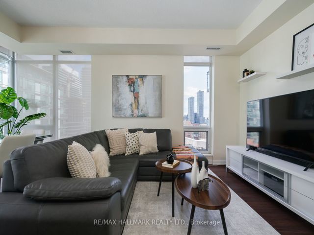 1210 - 205 Frederick St
