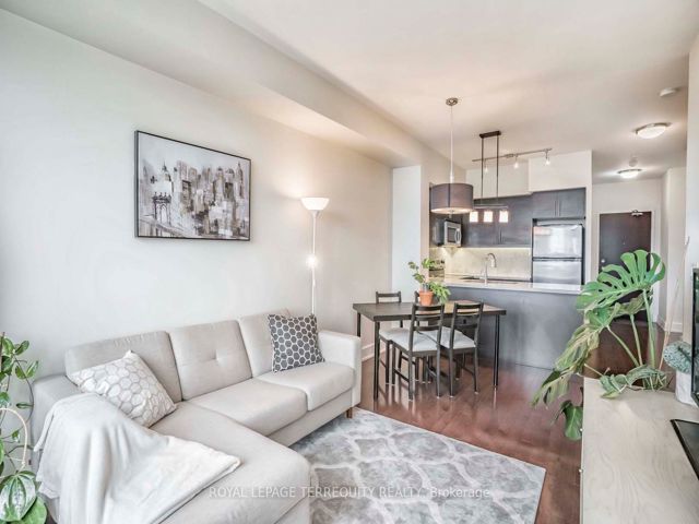 607 - 676 Sheppard Ave E