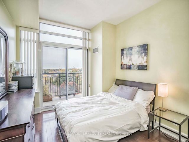 607 - 676 Sheppard Ave E