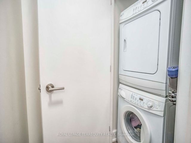 607 - 676 Sheppard Ave E