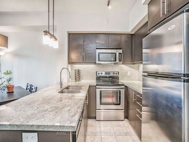 607 - 676 Sheppard Ave E