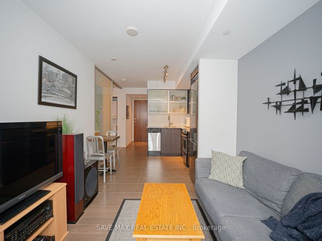407 - 170 Fort York Blvd