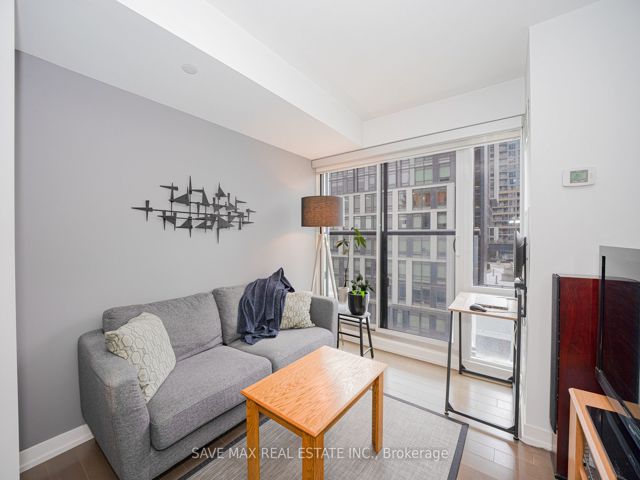 407 - 170 Fort York Blvd