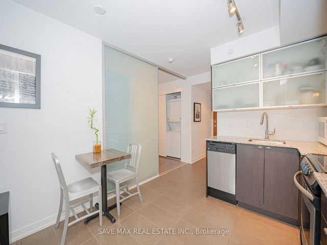 407 - 170 Fort York Blvd