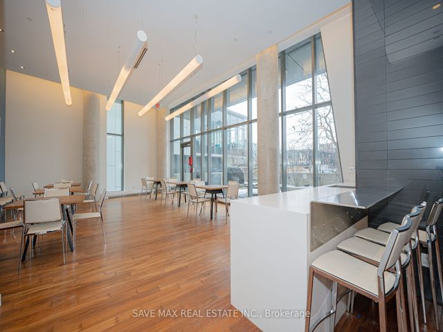 407 - 170 Fort York Blvd