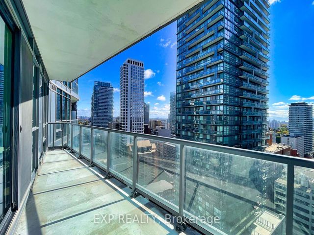 2002 - 30 Roehampton Ave
