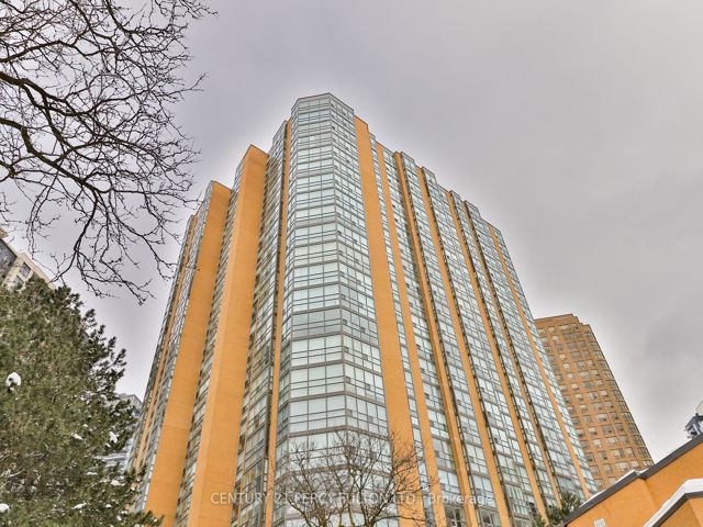 207 - 131 Beecroft Rd
