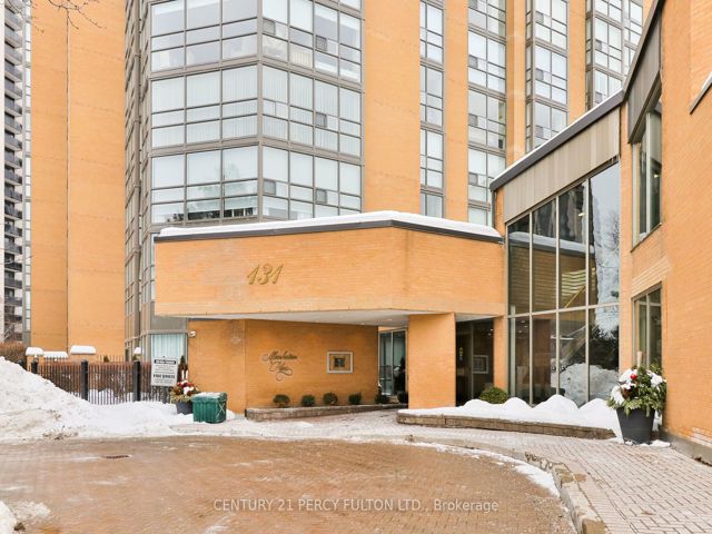 207 - 131 Beecroft Rd