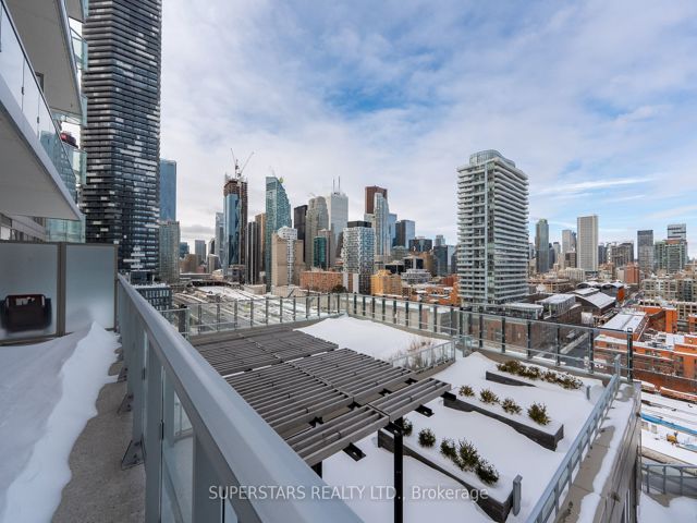 1212 - 15 Lower Jarvis St