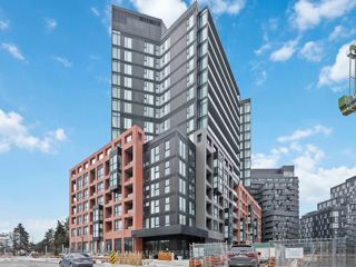 220 - 8 Tippett Rd