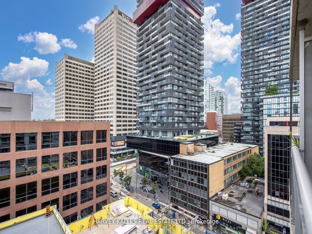1201 - 43 Eglinton Ave E