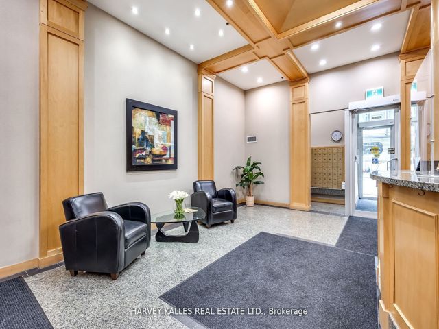 1201 - 43 Eglinton Ave E