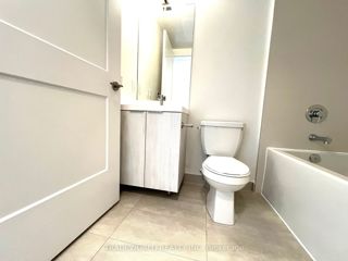 Lph03 - 8 Widmer St