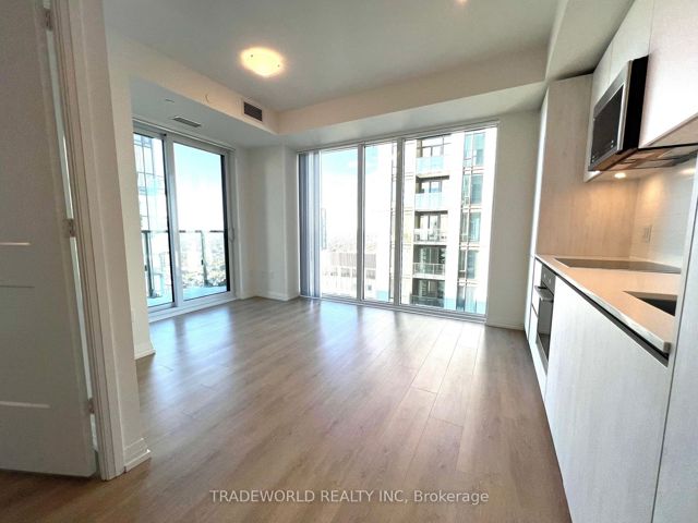 Lph03 - 8 Widmer St