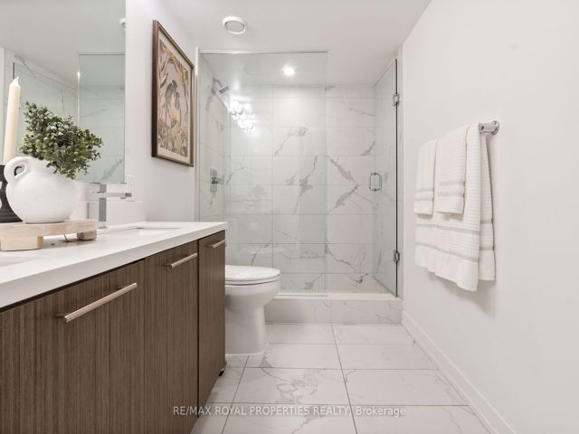 11 - 264 Finch Ave E