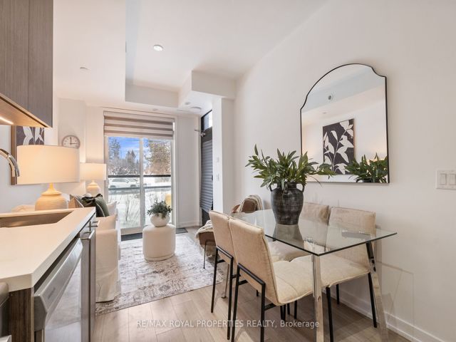 11 - 264 Finch Ave E