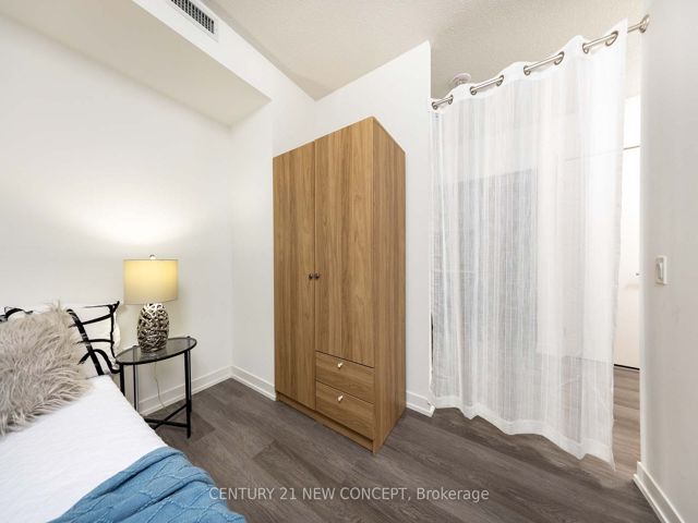 2710 - 55 Cooper St