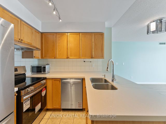 1508 - 5508 Yonge St
