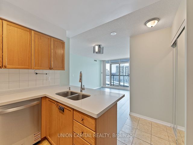 1508 - 5508 Yonge St