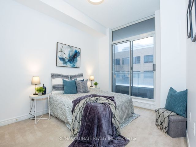 304 - 2 Edith Dr