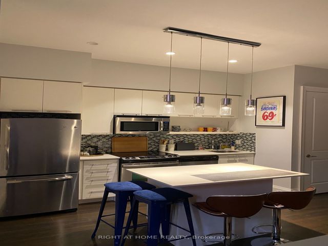 L02 - 100 Harrison Garden Blvd
