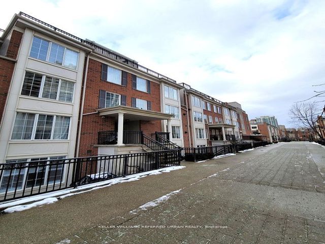 344 - 3 Everson Dr E