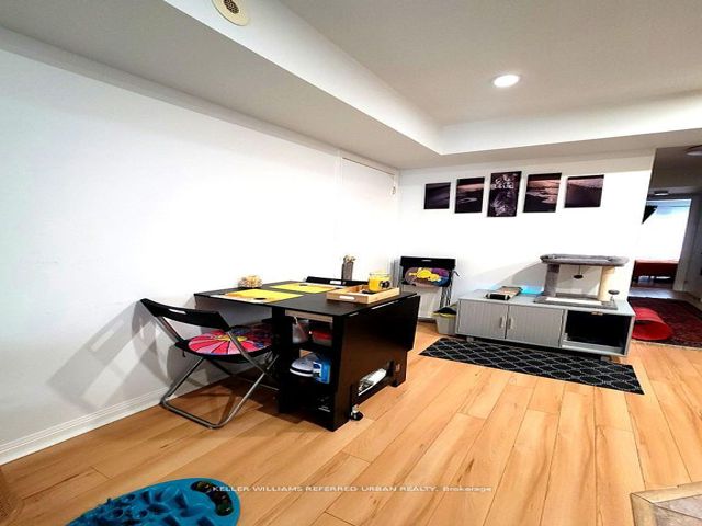 344 - 3 Everson Dr E