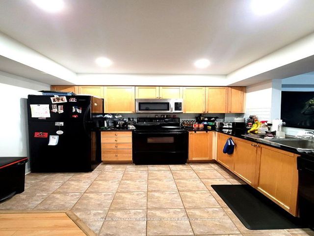 344 - 3 Everson Dr E