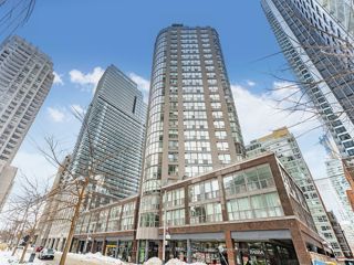 1407 - 24 Wellesley St W