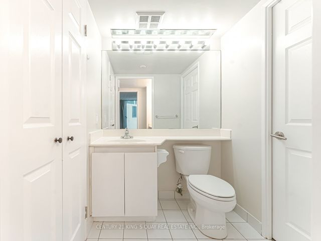 1407 - 24 Wellesley St W