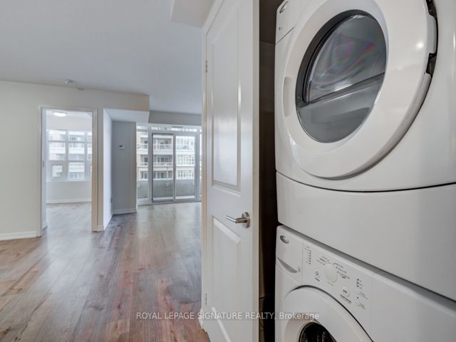 1021 - 75 East Liberty St