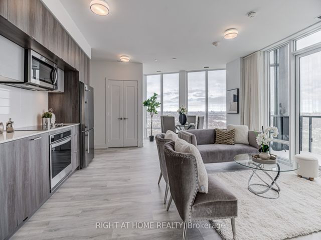 3603 - 575 Bloor St E