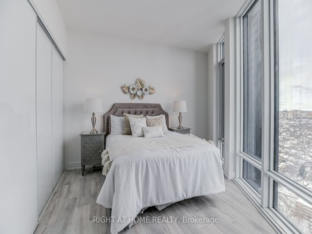 3603 - 575 Bloor St E