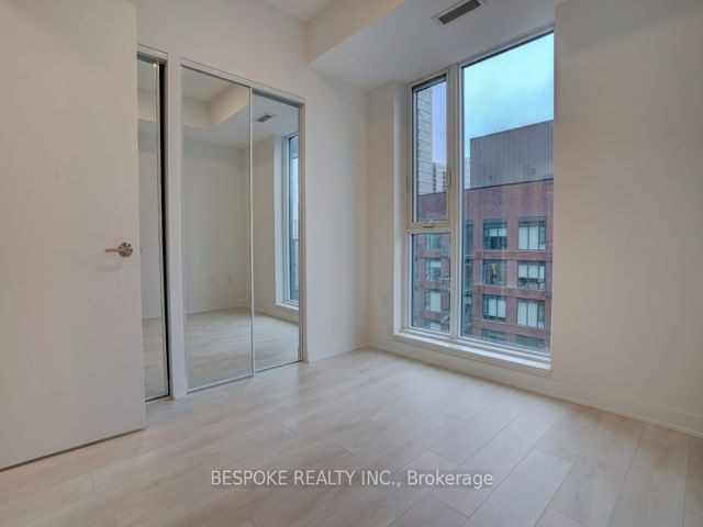 1107 - 130 River St