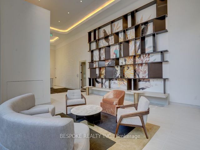 1107 - 130 River St
