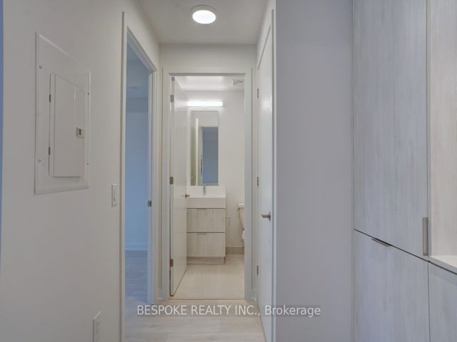 1107 - 130 River St
