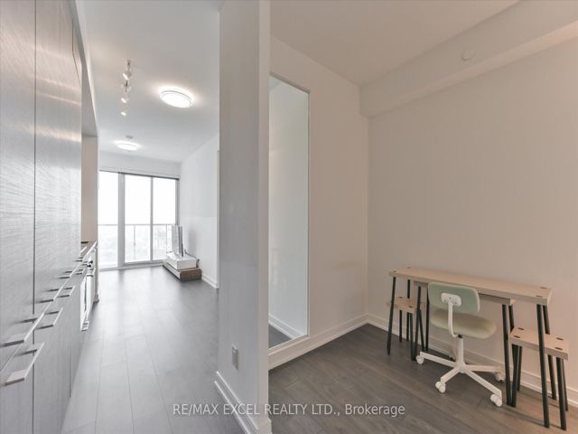 3312 - 3 Gloucester St