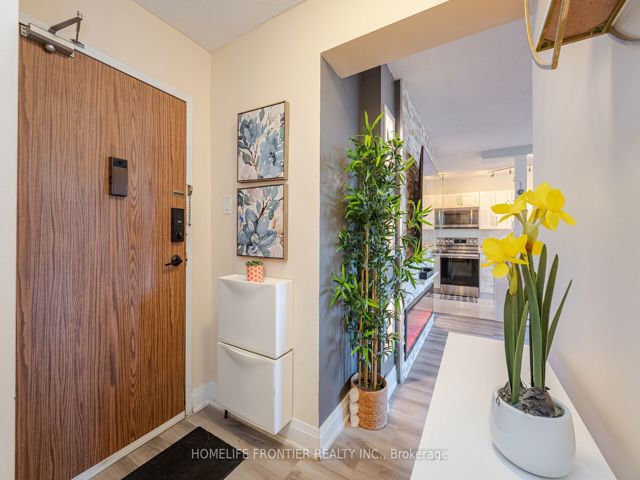 309 - 177 Linus Rd