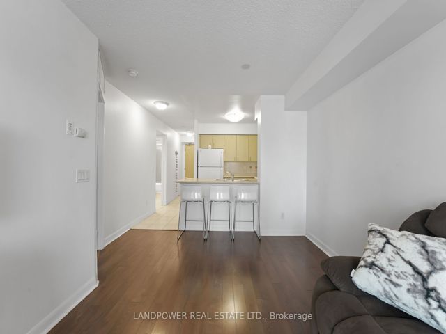 1701 - 4978 Yonge St